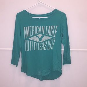 3 quarter sleeve American Eagle top